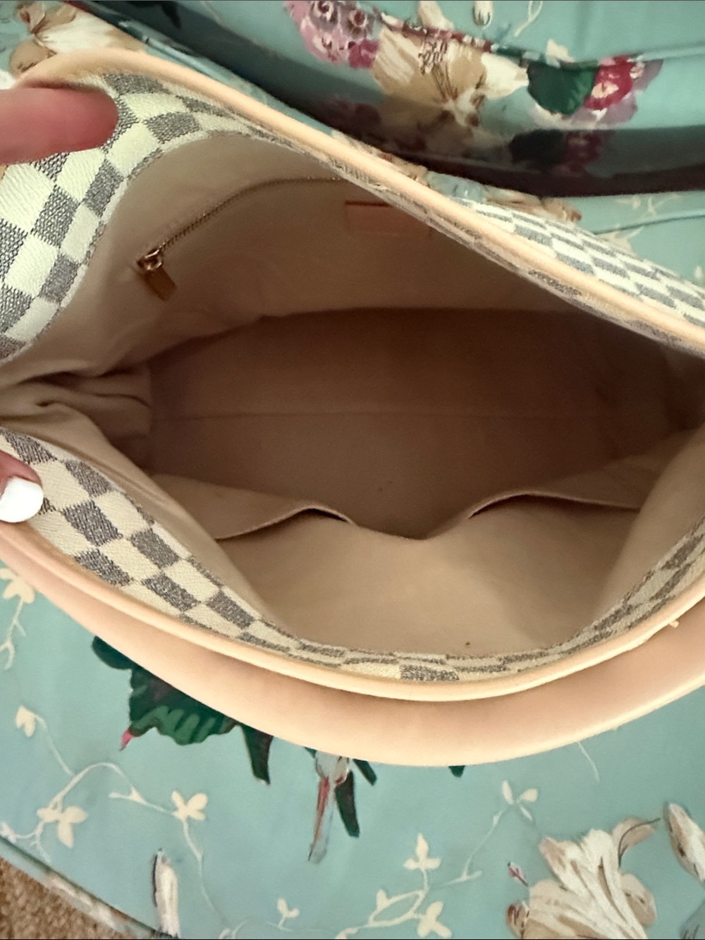 💕💕Checked purse 💕💕 - Picture 3 of 4